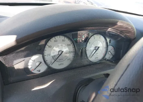 2010 Chrysler 300 Touring z USA, uszkodzony, nr VIN 2C3CA4CD8AH167689